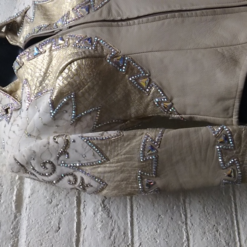 Absolutely Beautiful Gold Multicolored Jeweled Ja… - image 2